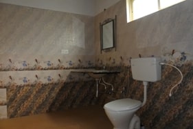 tiled bathroom